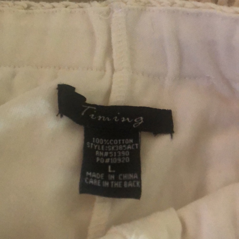 Knit Shorts - Picture 3 of 3